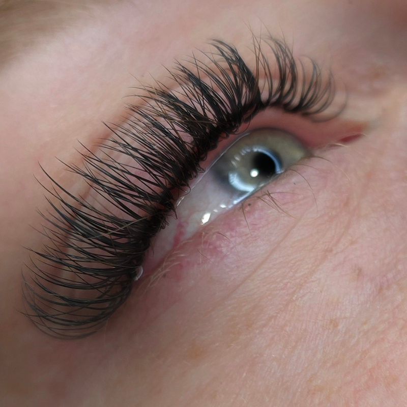 Detalle de extensiones de pestañas