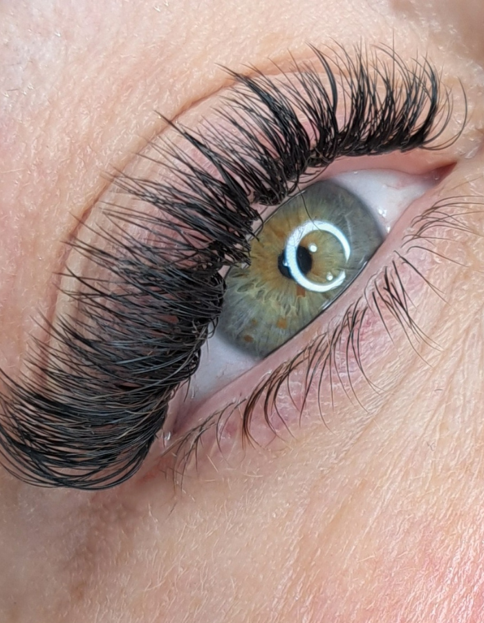 Extensiones de pestañas